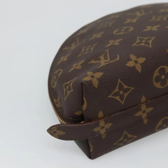 LOUIS VUITTON Monogram Trousse Demi Ronde Cosmetic Pouch M47520 LV Auth 131597 - Picture 4 of 16